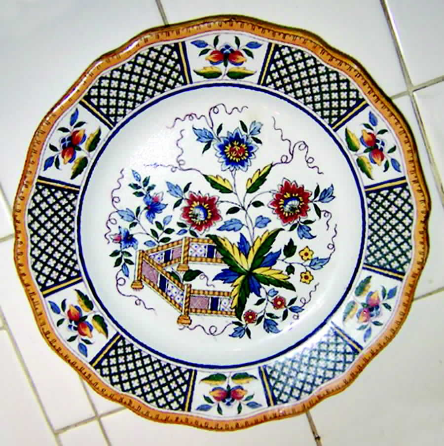 Chinoise (Scalloped) Luncheon Plate by Sarreguemines-1