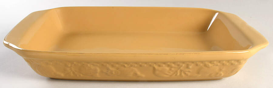 Home Grown 17" Rectangular Baker by Signature-1