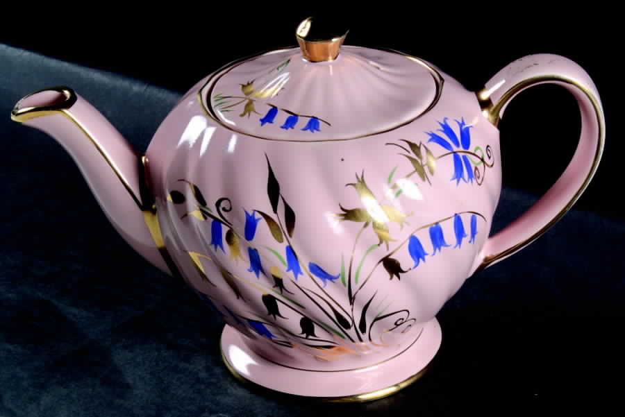 1604 Teapot & Lid by Sadler-1