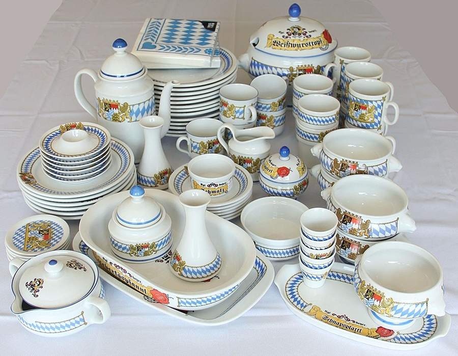 Bayern Dinner Plate by Seltmann-1
