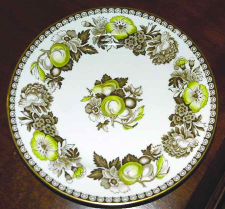 Y7114 Dinner Plate by Spode-1