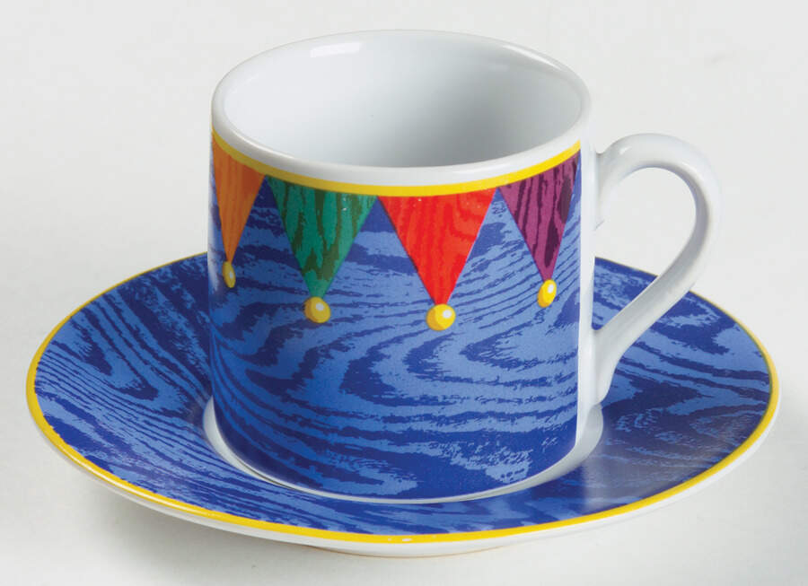 SIG32 Flat Demitasse Cup & Saucer Set by Signature-1