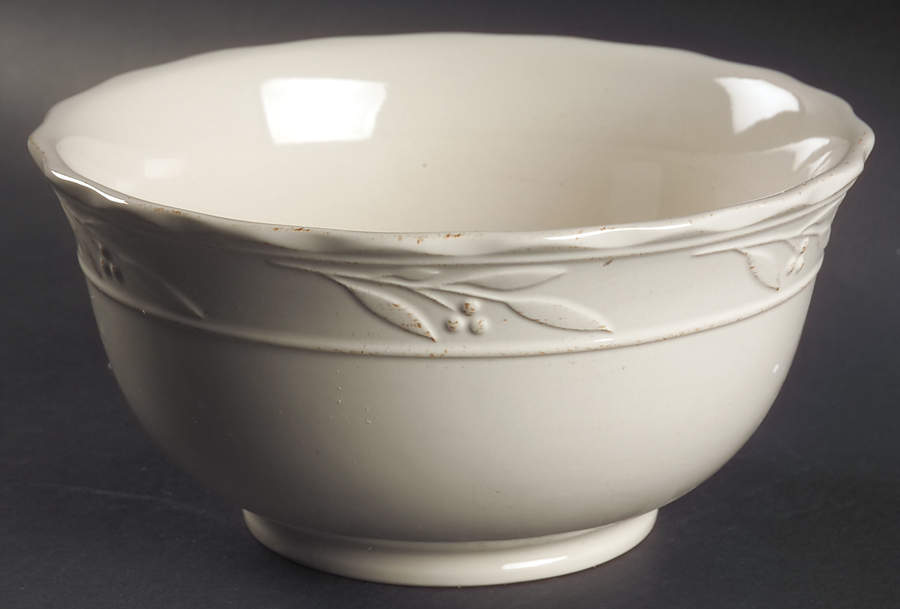 Bella Ivory 9" Mixing Bowl by Signature-1
