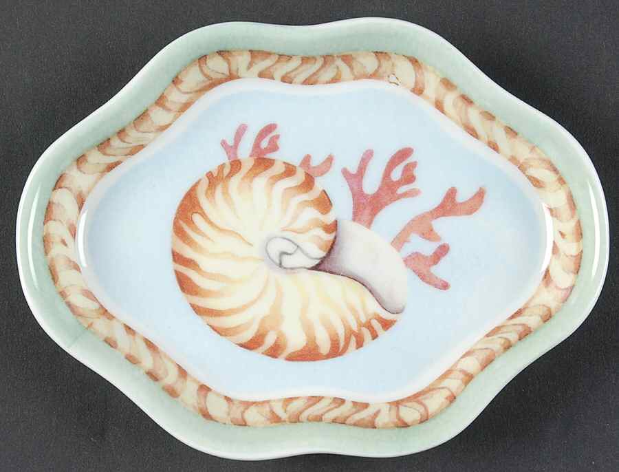 Collecting Sea Shells 6" Oval Fluted Dish by Sadek-1