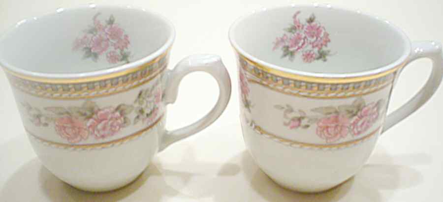 Isabel Flat Cup by Schmidt (Brazil)-1