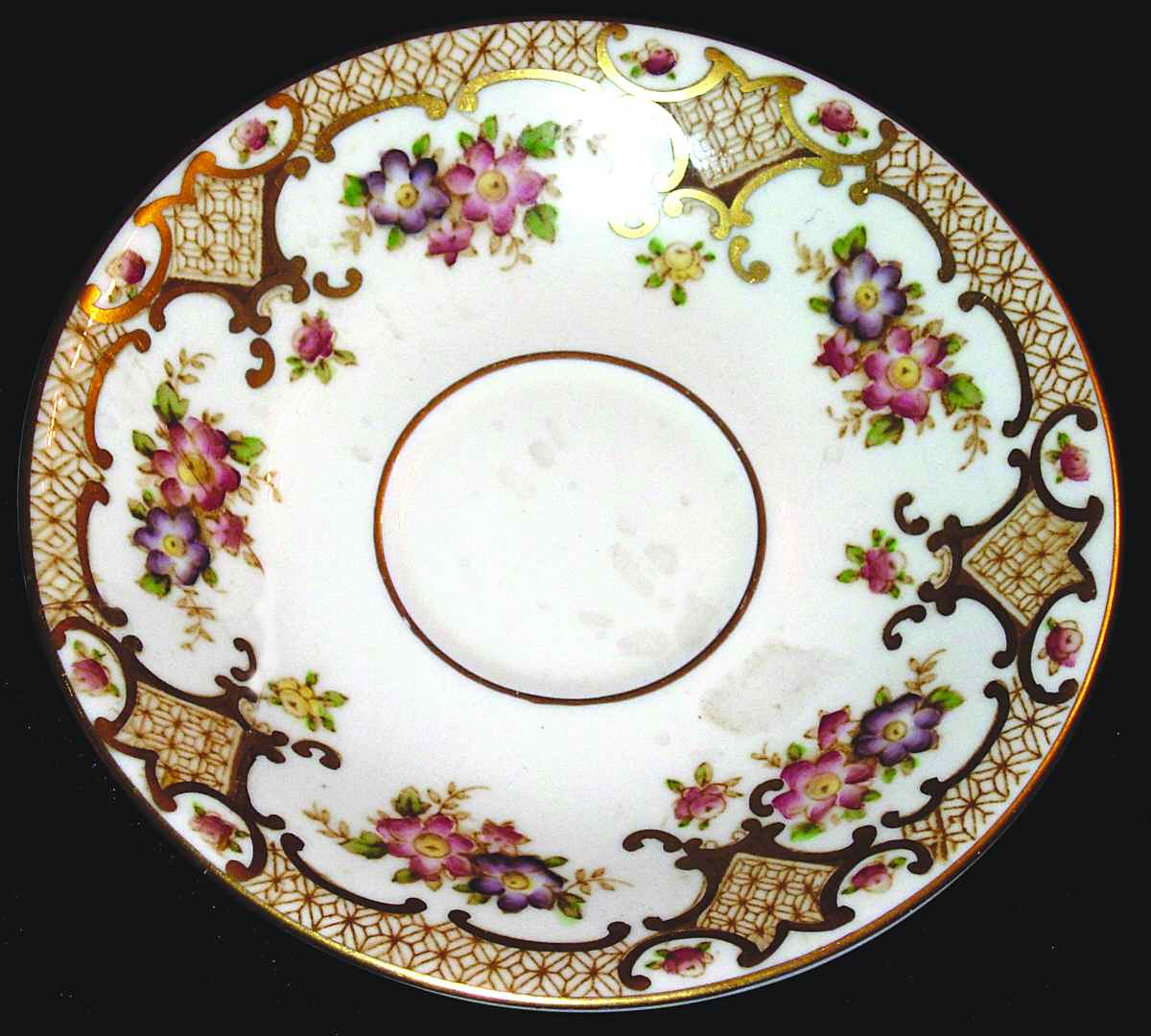 SUT33 Saucer by Sutherland-1