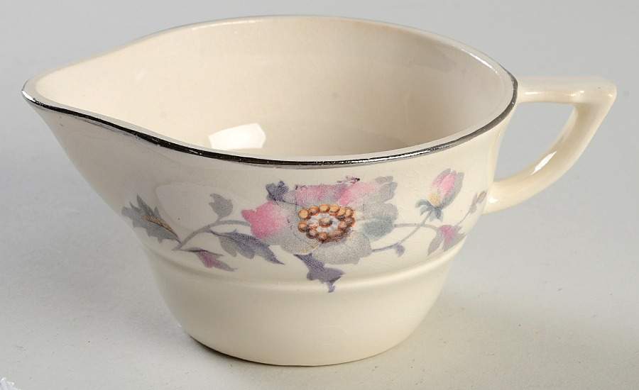 Platinum Gold Creamer by Salem-1