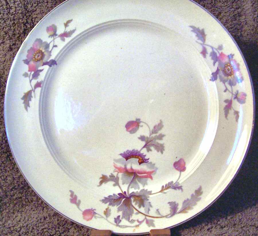 Platinum Gold Dinner Plate by Salem-1