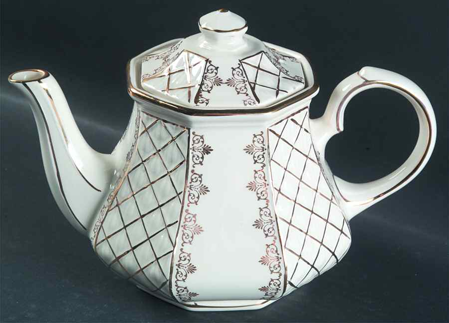 3804 Teapot & Lid by Sadler-1
