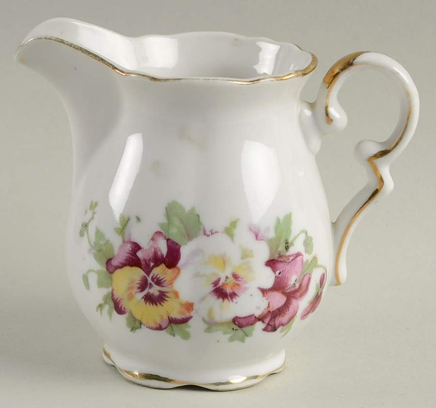 SAJ16 Creamer by Saji-1