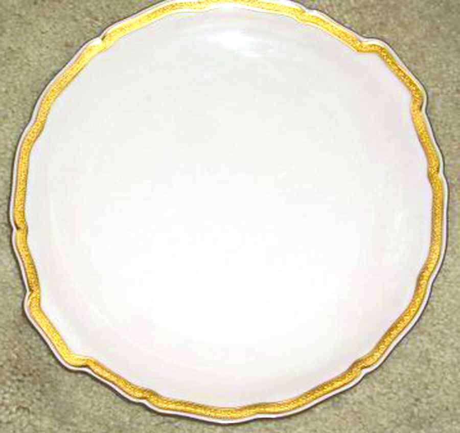 SLT301 Handled Cake Plate by Seltmann-1