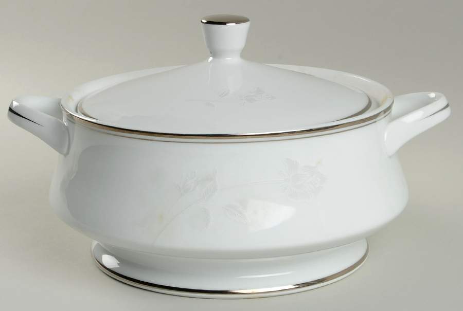 Carolyn (With Ring) Round Covered Vegetable by Seizan-1