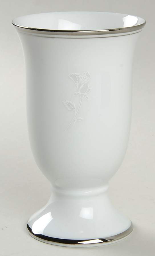 Carolyn (With Ring) China Goblet by Seizan-1