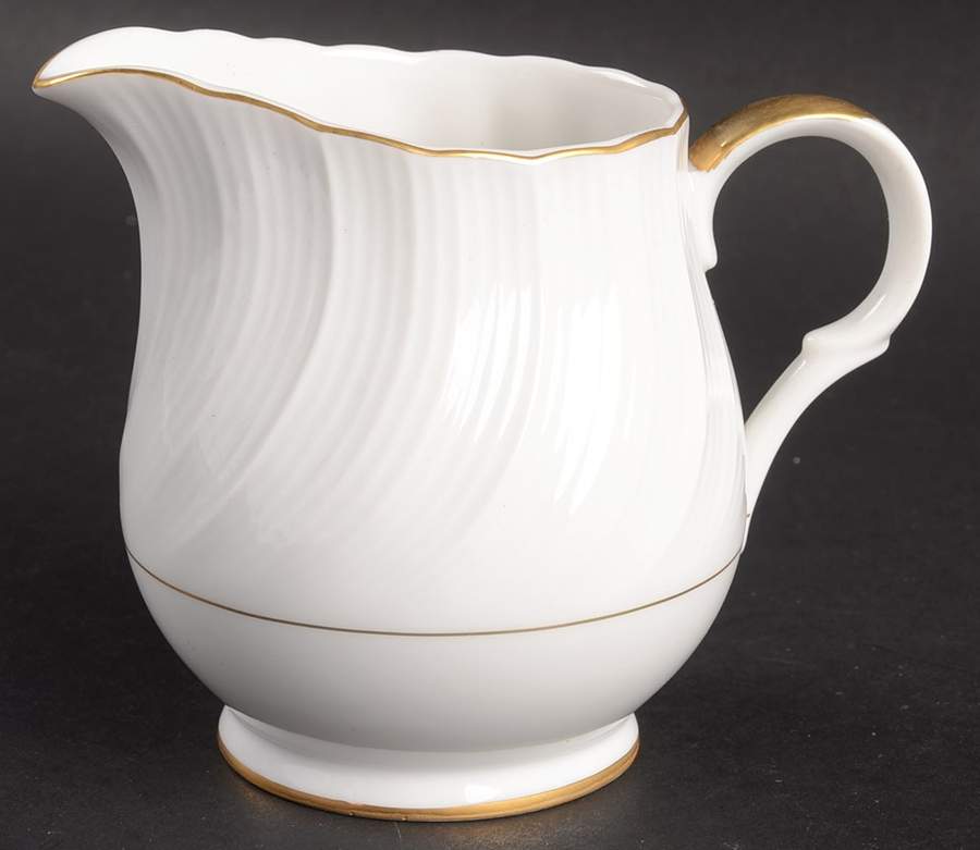 Golden Swirl Creamer by Seyei Toki Co-1