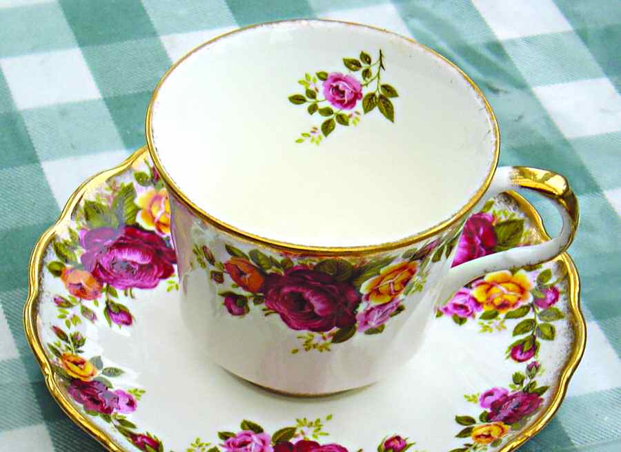SRD1 Flat Cup & Saucer Set by Sheriden (England)-1