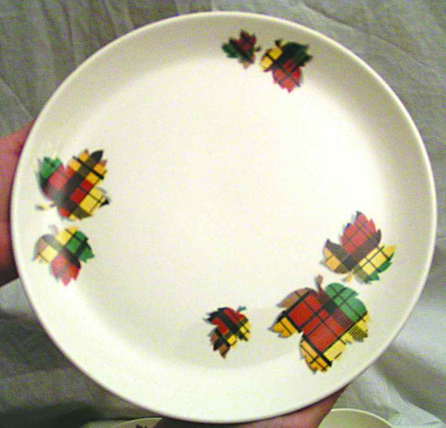 Tartan Dinner Plate by Salem-1