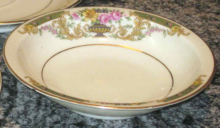 HCZ257 No Middle Floral Fruit/Dessert (Sauce) Bowl by Haas-Czjzek Coronado-1