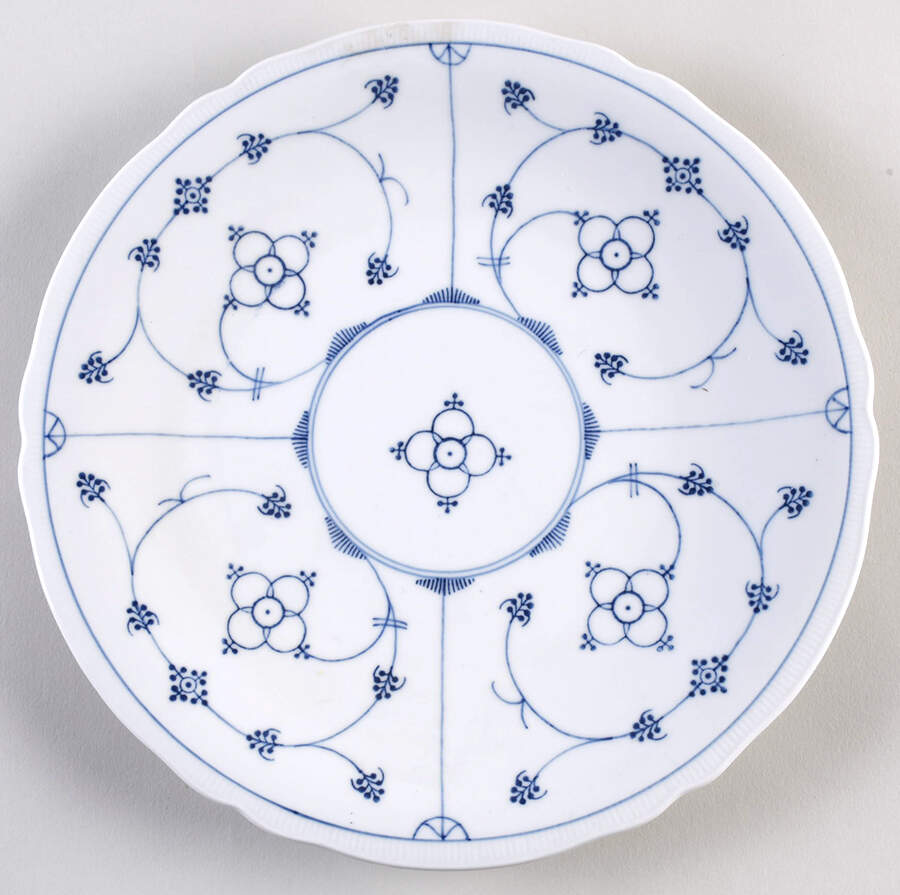SCH458 Dinner Plate by Schumann - Bavaria-1