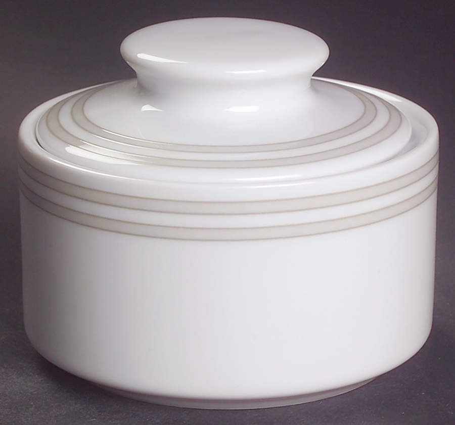 Concentric Circle Sugar Bowl & Lid by Studio Nova-1