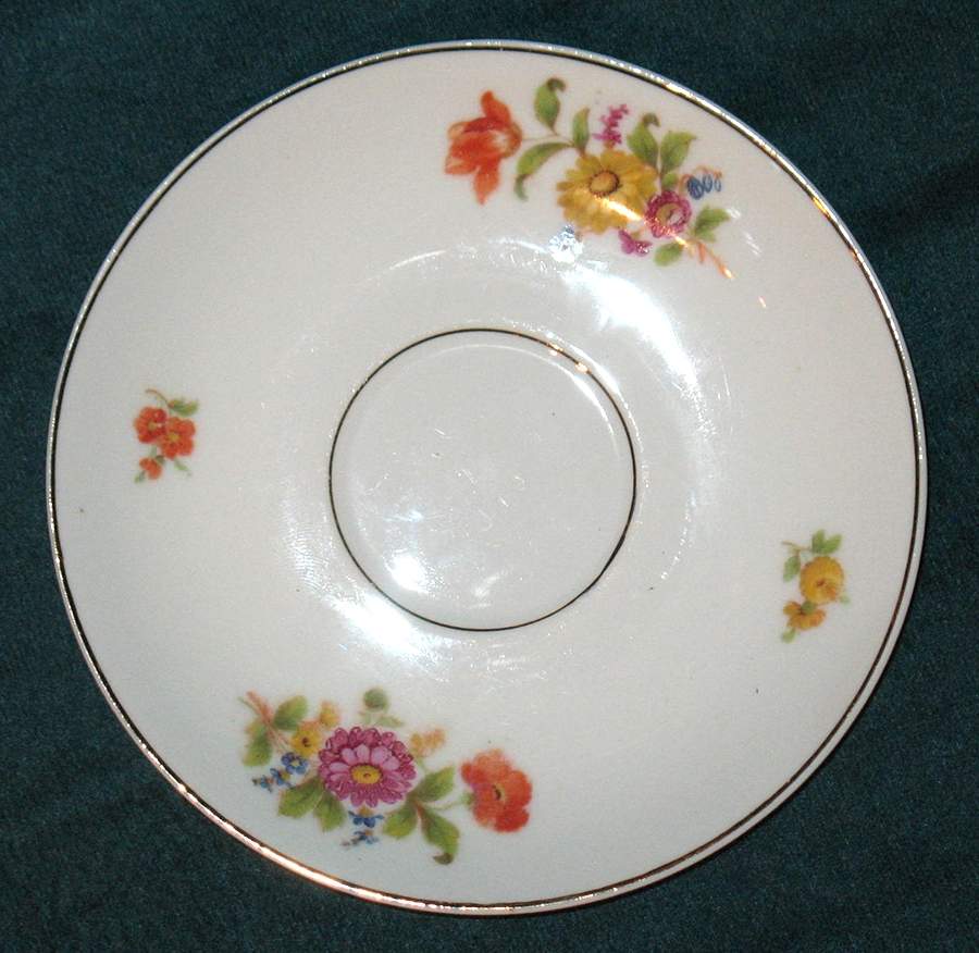 SOM4 Saucer by Sommer & Matschak-1