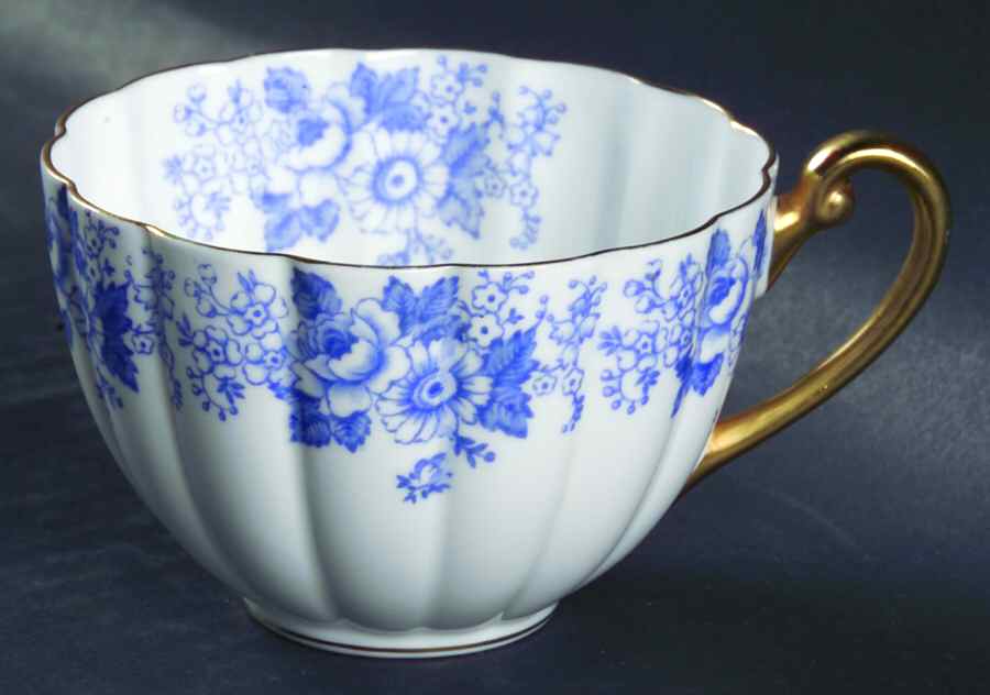 Rose&Daisy Flat Cup by Shelley-1