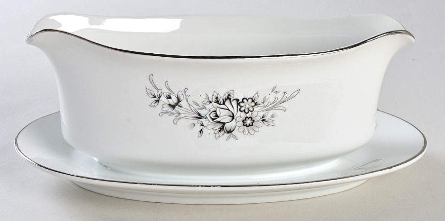Sachiko (No Platinum Ring) Gravy Boat with Attached Underplate by Seizan-1