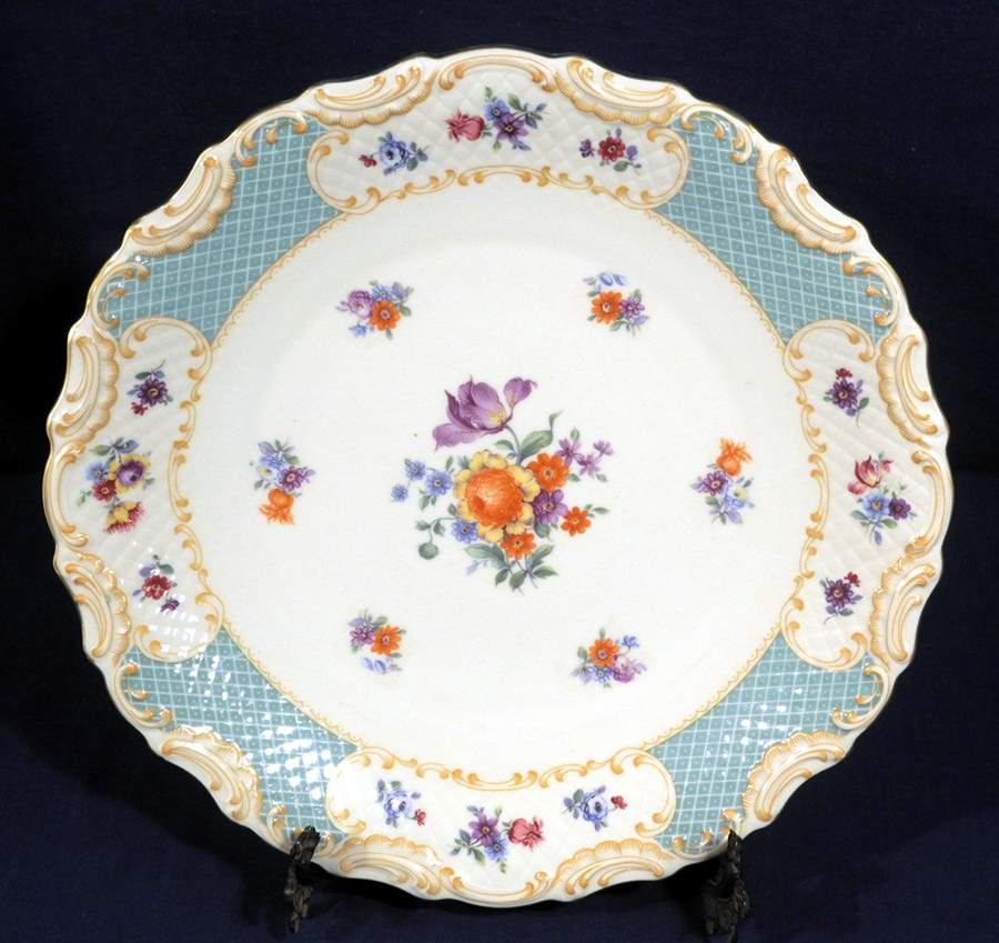 SCH467 Dinner Plate by Schumann - Bavaria-1