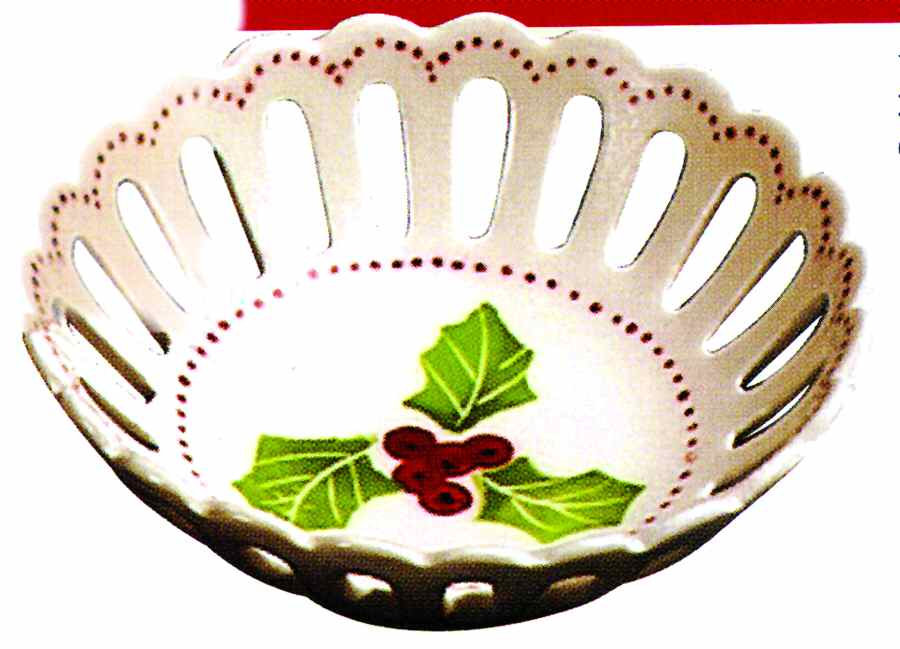 Holly Berries 3" Round Open Weave Basket by Sadek-1