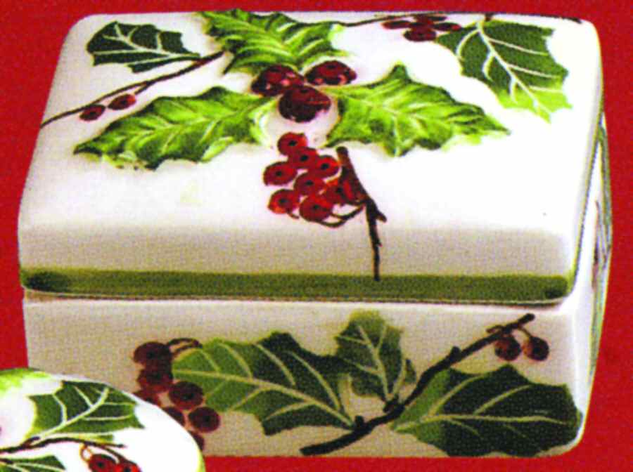 Holly Berries Oval Box & Lid by Sadek-1
