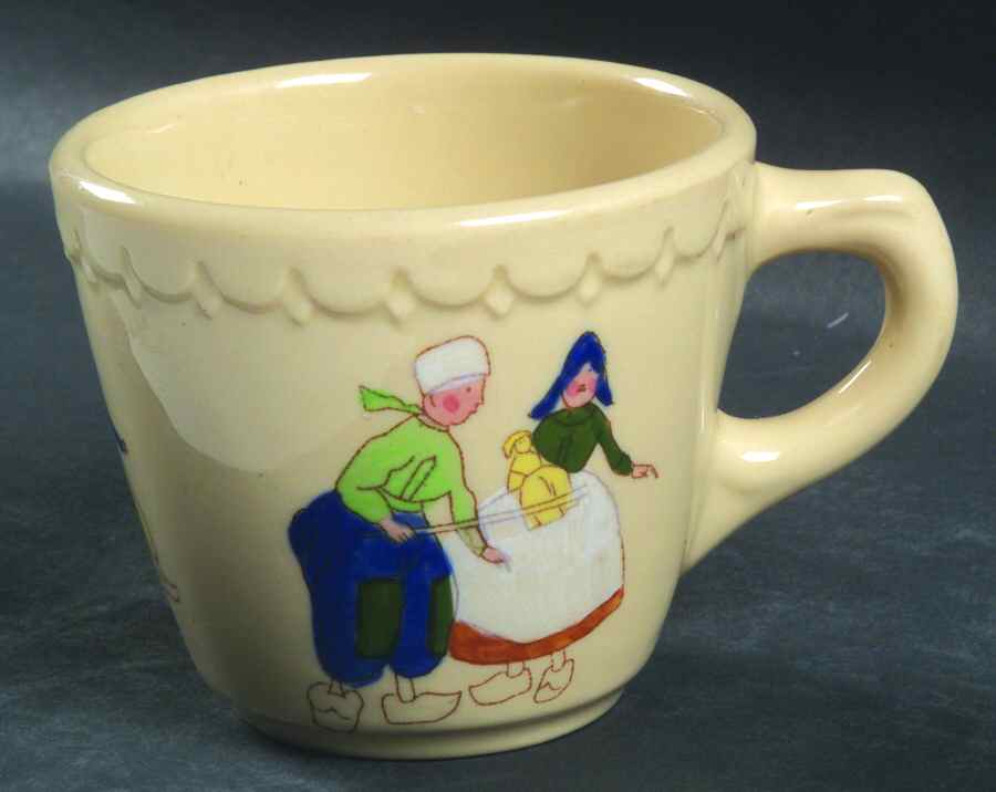 SY747 Flat Cup by Syracuse-1