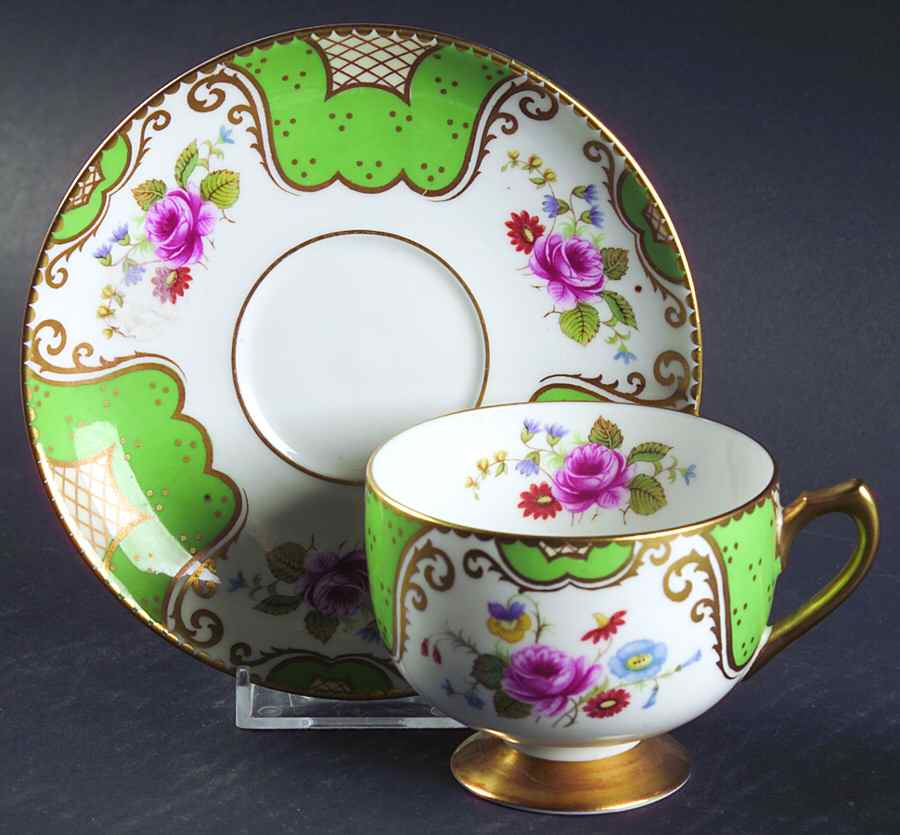13485-4 Footed Cup & Saucer Set by Shelley-1