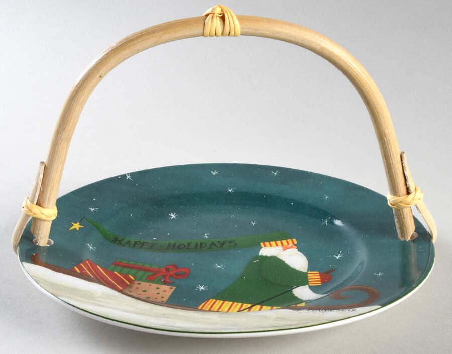 Winter Journey 5 3/8"-5 5/8" Bamboo Handled Serving Plate  HC by Sakura-1