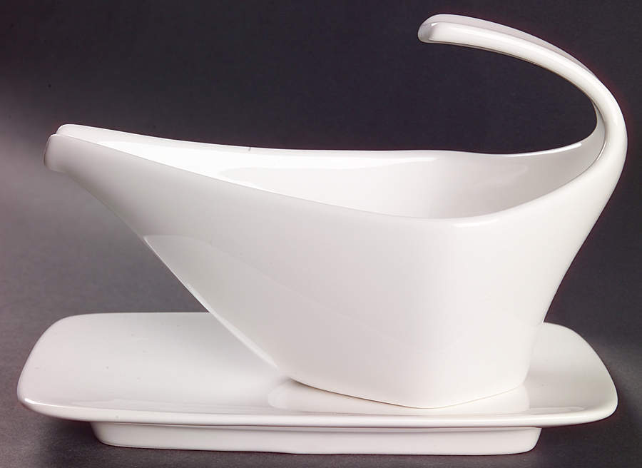 Compose White Gravy Boat & Underplate by Studio Nova-1
