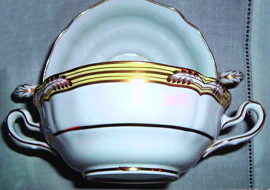 Y8057 Flat Cream Soup Bowl by Spode-1