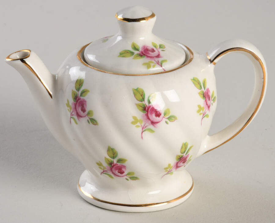 1593 Mini Teapot & Lid by Sadler-1