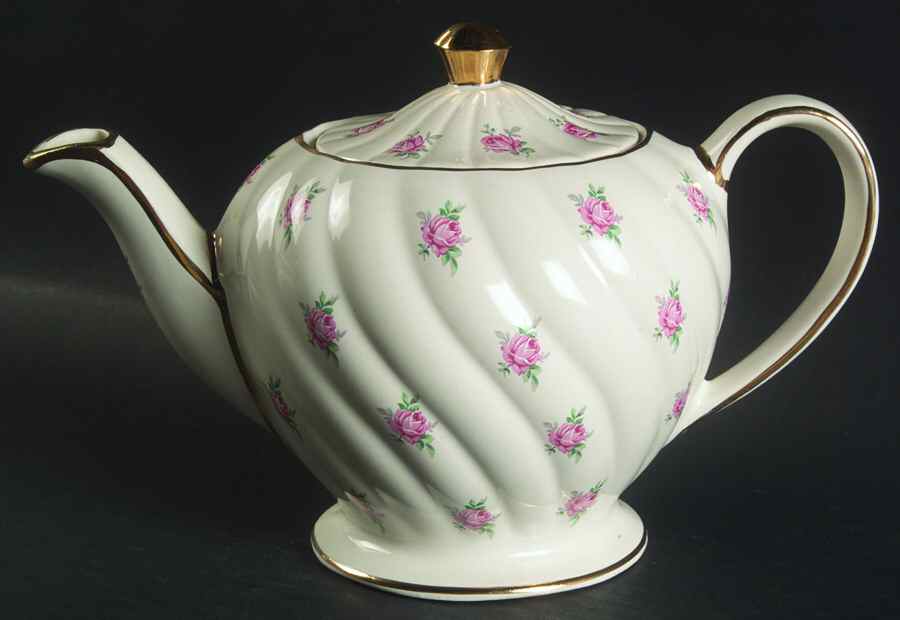 1593 Teapot & Lid by Sadler-1
