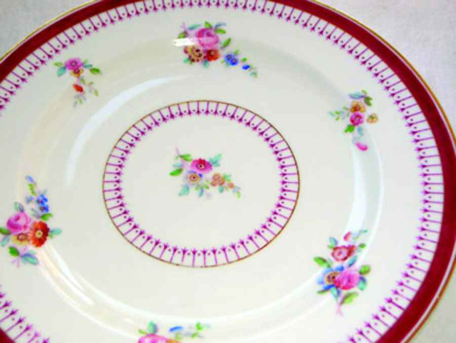 D2456 Dinner Plate by Spode-1