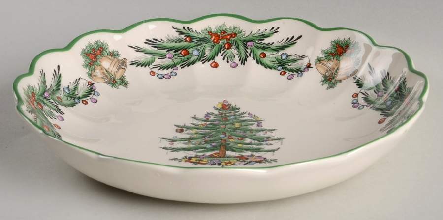 Christmas Tree Garland Medium Round Fluted Dish by Spode-1