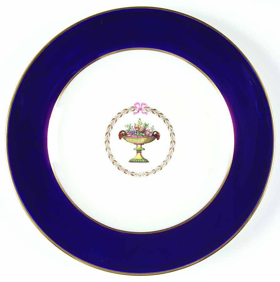 R7840 Luncheon Plate by Spode-1