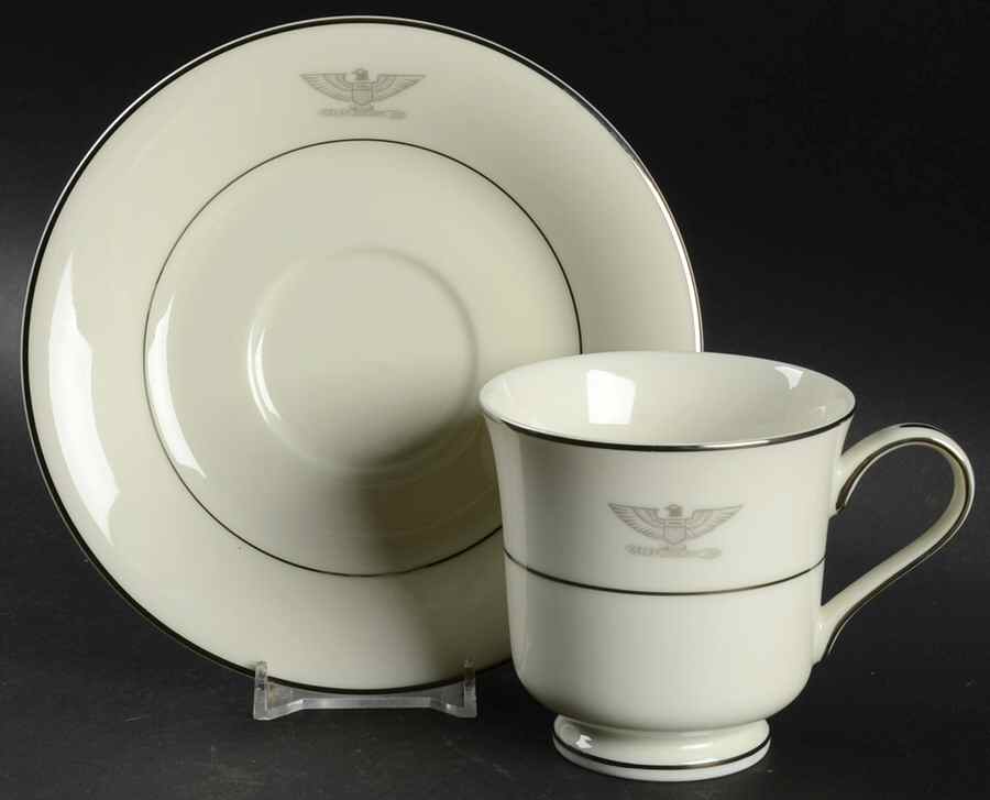 SEI15 Footed Cup & Saucer Set by Seizan-1