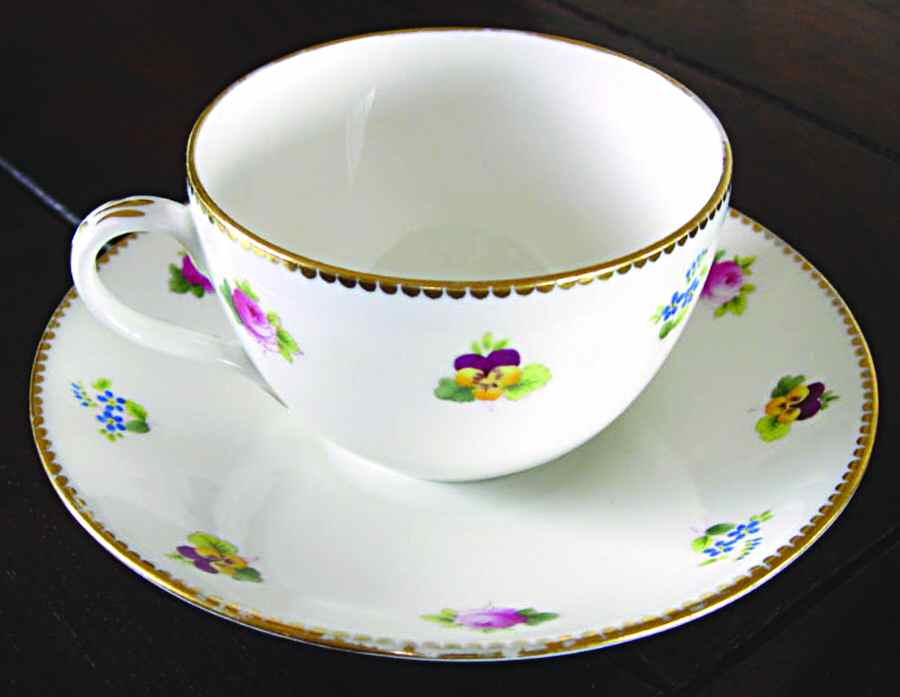 SHE57 Flat Cup & Saucer Set by Shelley-1