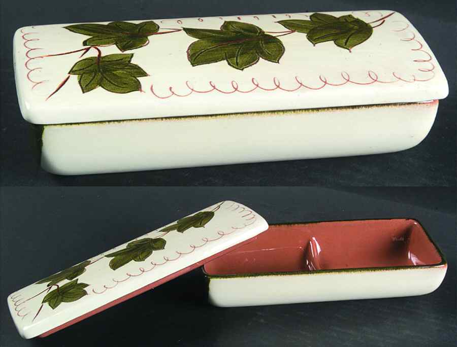 Ivy Divided Cigarette Box with Lid by Stangl-1