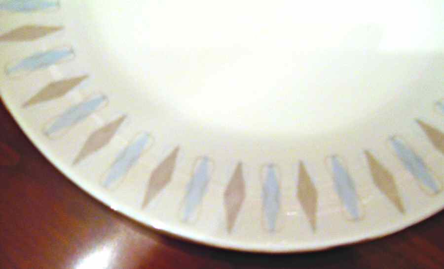 Futura Dinner Plate by Sone-1