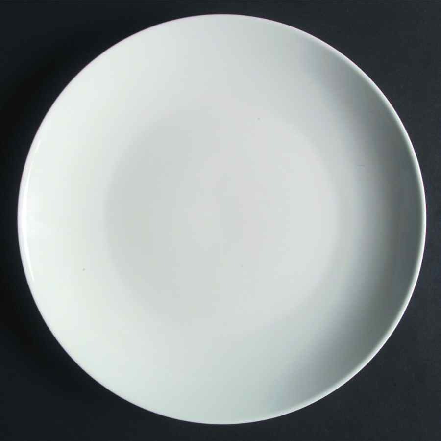 Bolero Dinner Plate by Sakura-1