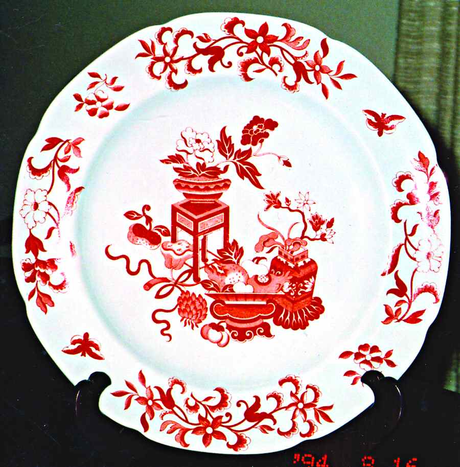 Bowpot Rust Dinner Plate by Spode-1