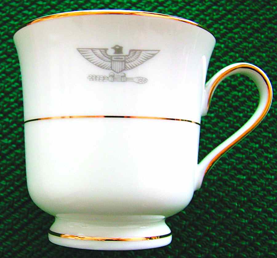SEI16 Footed Cup by Seizan-1