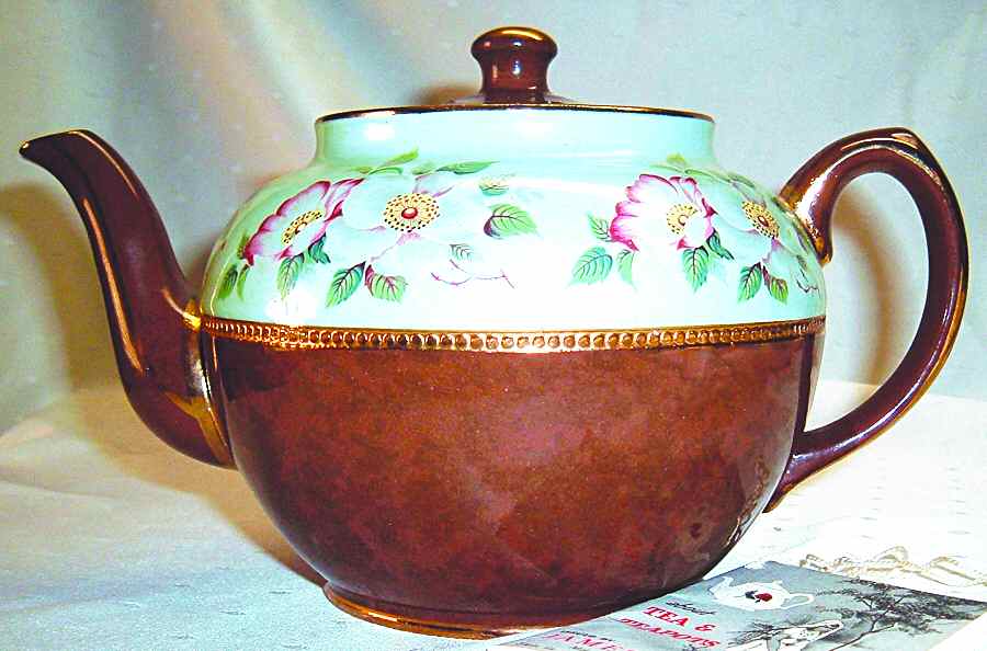 2690 Teapot & Lid by Sadler-1