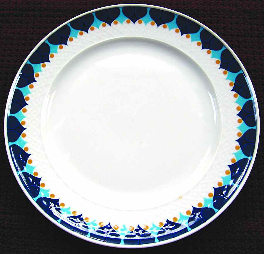 SLT340 Dinner Plate by Seltmann-1