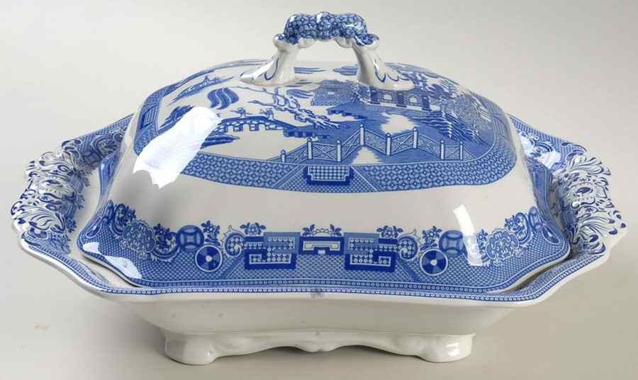 Blue Willow (Williams Sonoma) Rectangular Covered Vegetable by Spode-1