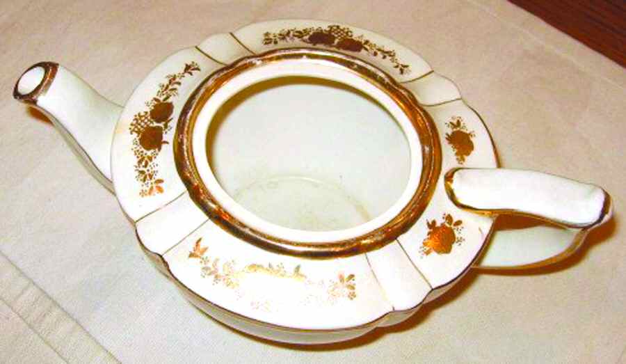 1742rb Teapot No Lid by Sadler-1